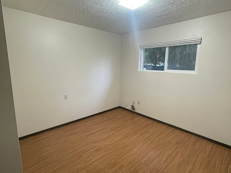 102 Studebaker Pl #B — Photo 13
