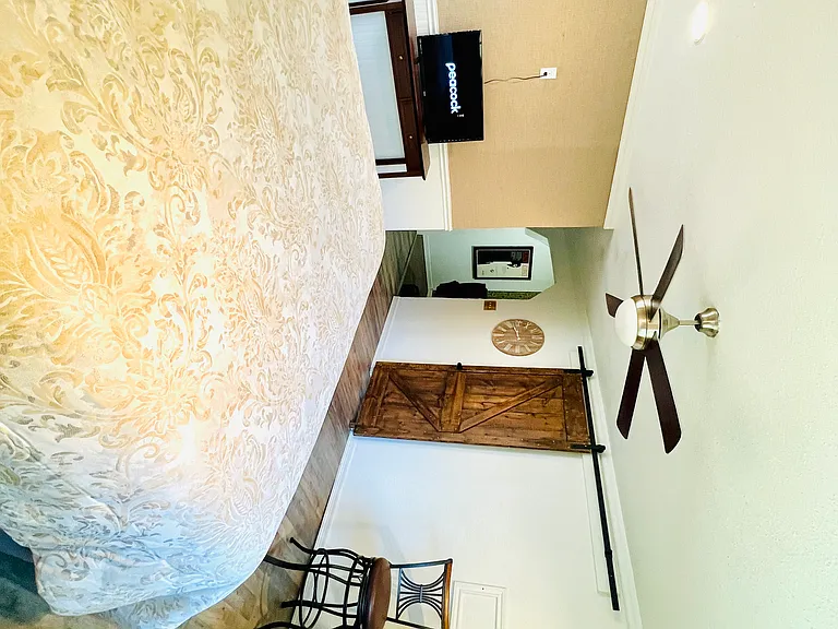 20042 FM 2015 — Photo 12