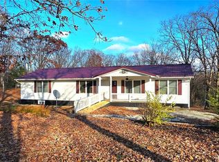 1232 W Springfield Rd, Saint Clair, MO 63077