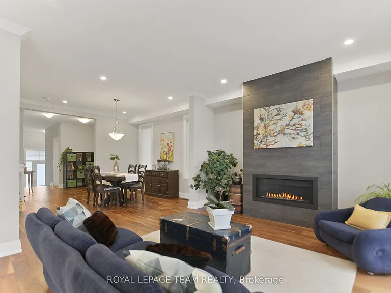119 Discovery Cres — Photo 9