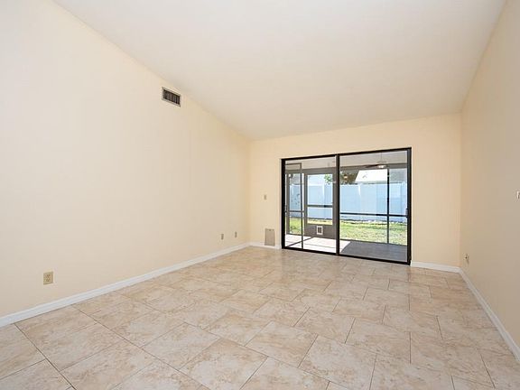 3rd image of 12306 Cloverstone Dr