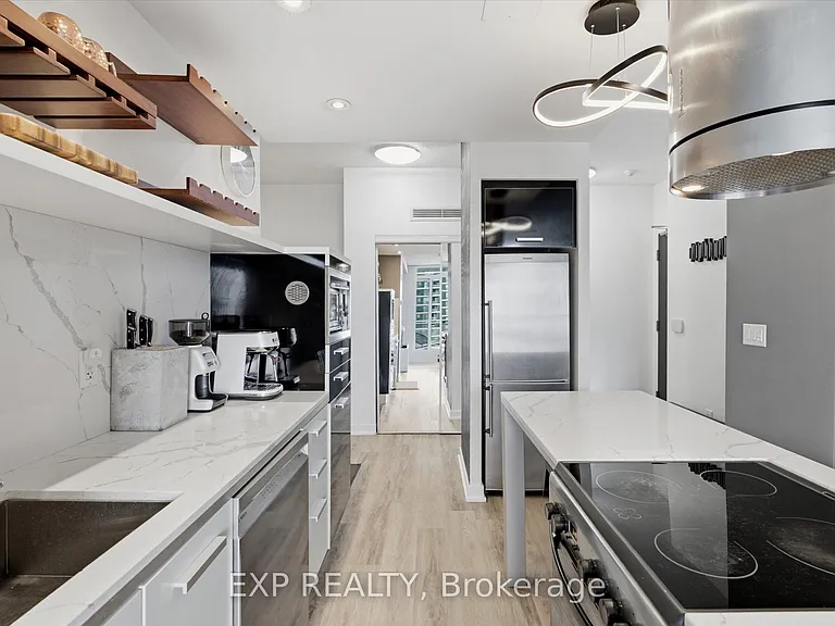 38 Dan Leckie Way #2103 — Photo 12