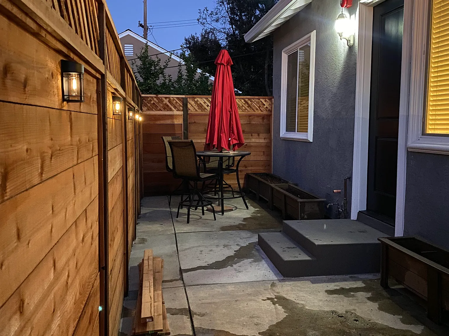 2 bed, 640 sqft, $3,100 — Photo 1
