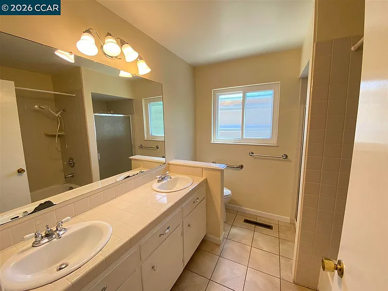 2145 Donald Dr #3 — Photo 5