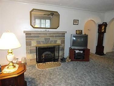 2nd image of 1317 Harper Dr