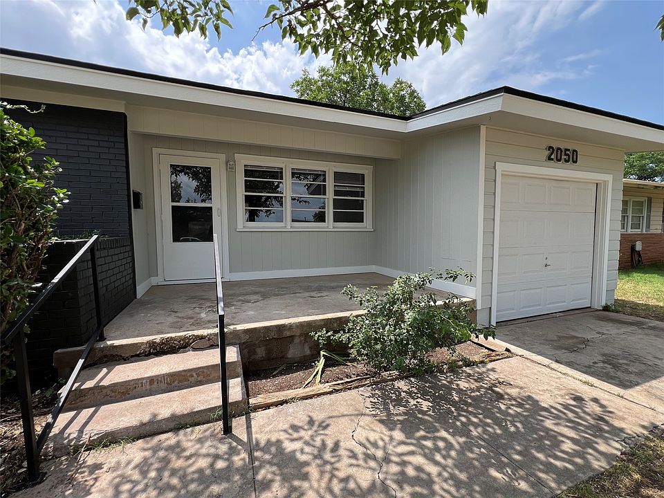 1st image of 2050 Woodard St