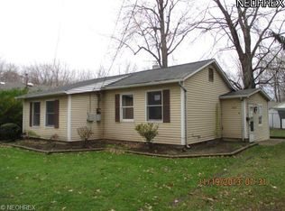 7692 Weber Rd, Mentor On The Lake, OH 44060