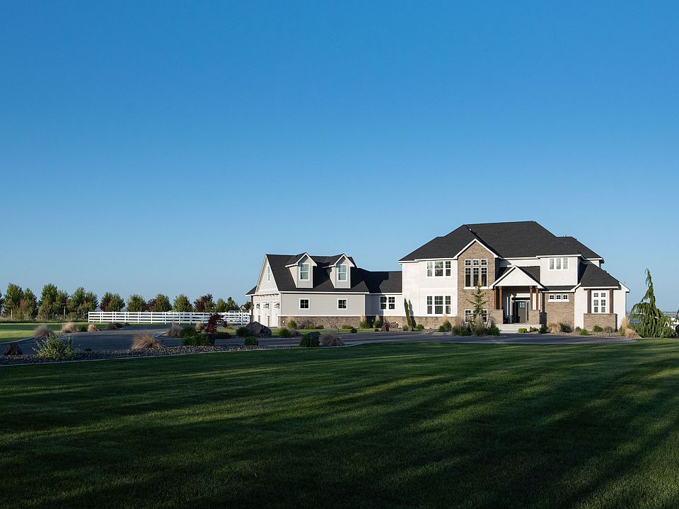 2nd image of 3120 Clark Ct