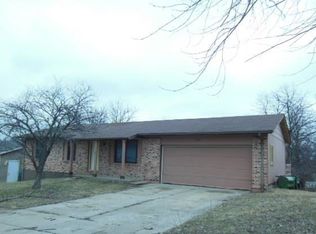 3012 Georgetown Farm Ct, Saint Ann, MO