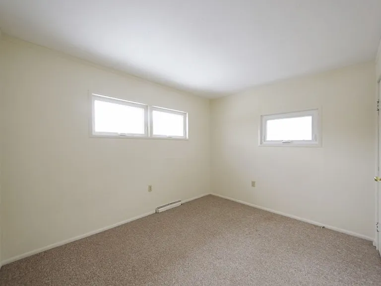 239 Crestmont Ave — Photo 19