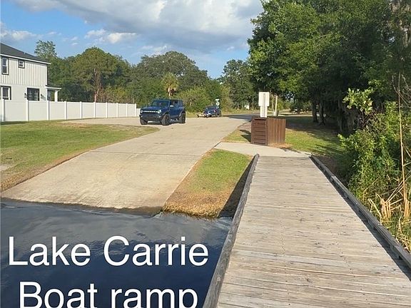4th image of 1018 Gardenia St