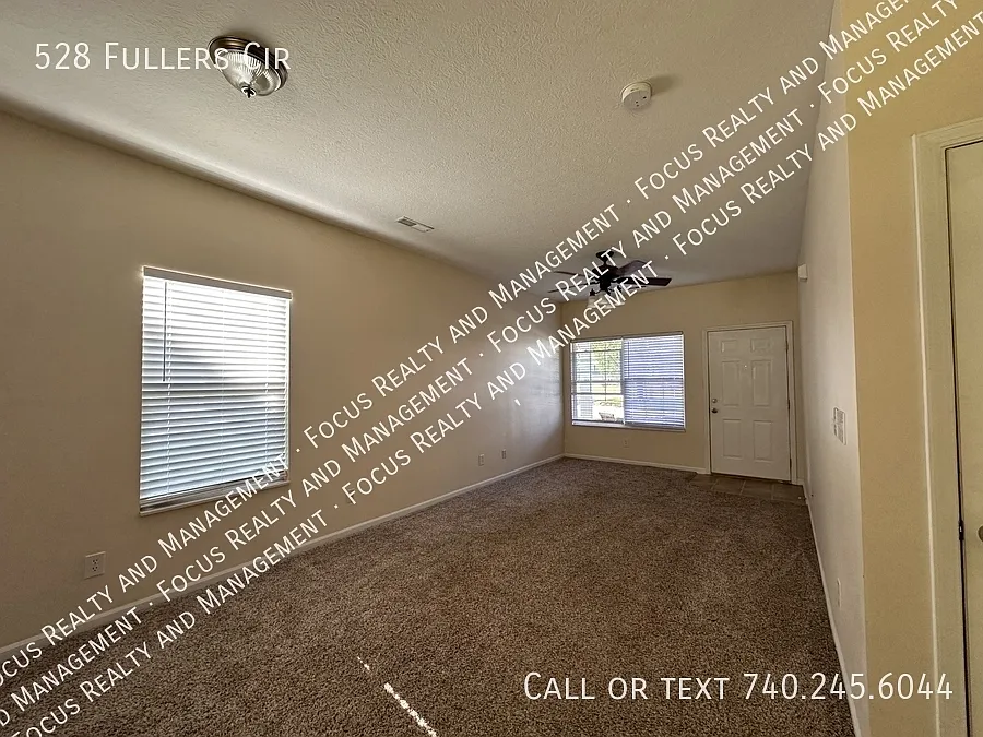2 bed, 1.5 bath, $1,900 — Photo 4