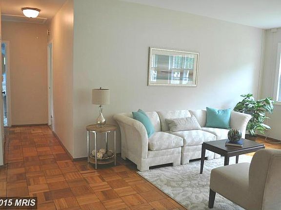 3rd image of 3312 Coryell Ln #806