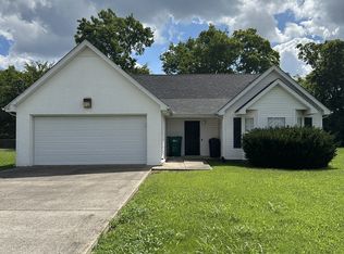 2245 Rosecran Cir, La Vergne, TN 37086