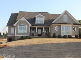 415 Swains Dr, Peachtree City, GA 30269