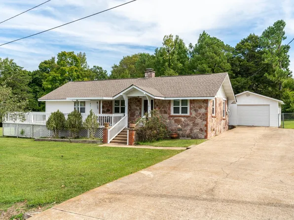 110 Cs Woods Blvd, Bull Shoals, AR 72619