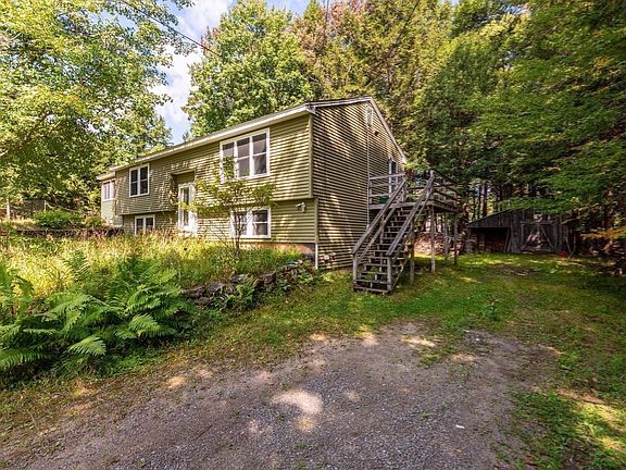 2nd image of 201 Lakeshore Dr