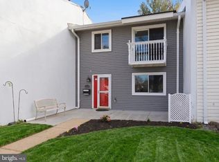 219 Willow Ter, Sterling, VA