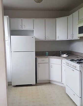 2nd image of 8525 120th St APT 3F