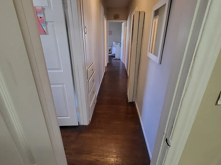 950 W Almond Ave — Photo 29