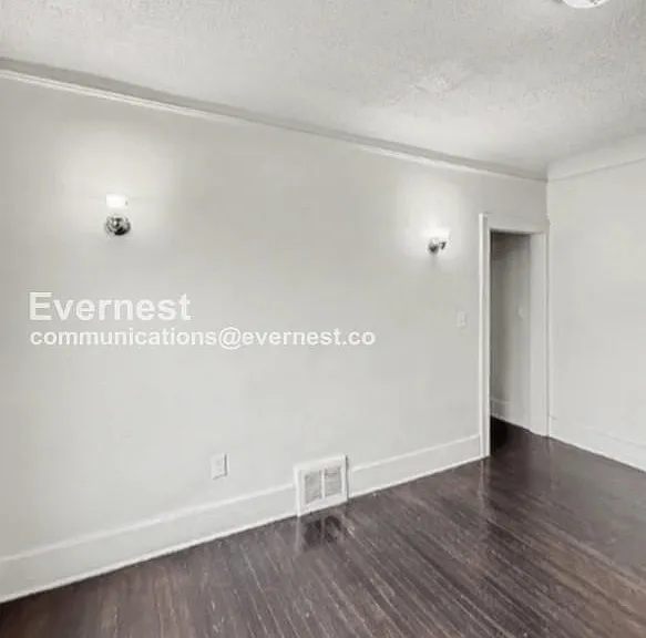 11391 Belleterre Ave #1S — Photo 14