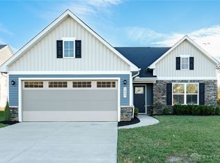1037 Arbor Dr, Tipp City, OH 45371