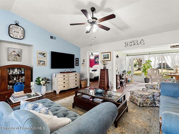 5th image of 7427 Heather Walk Dr