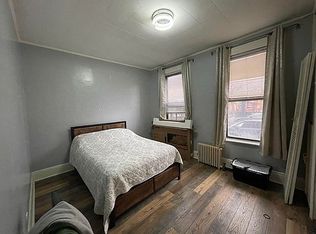 32-10 33rd St #1, Astoria, NY 11106