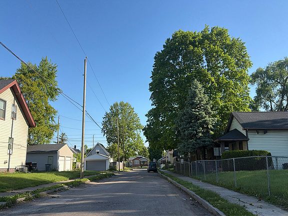 4th image of 501 Saint Paul St