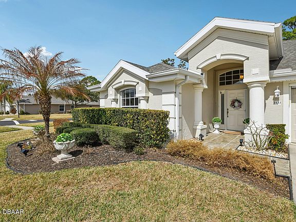 4th image of 1433 Areca Palm Dr