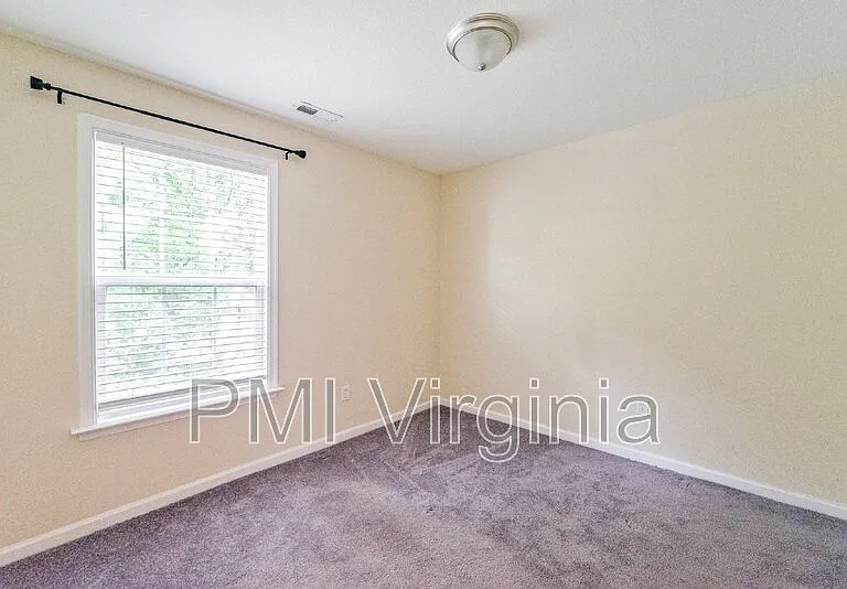 68 Carver Cir — Photo 14