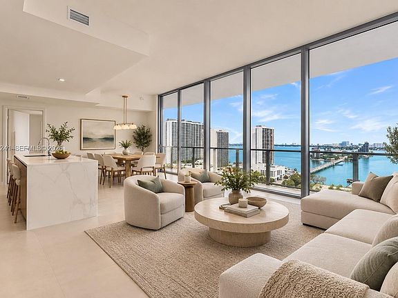 2nd image of 1400 Biscayne #1901