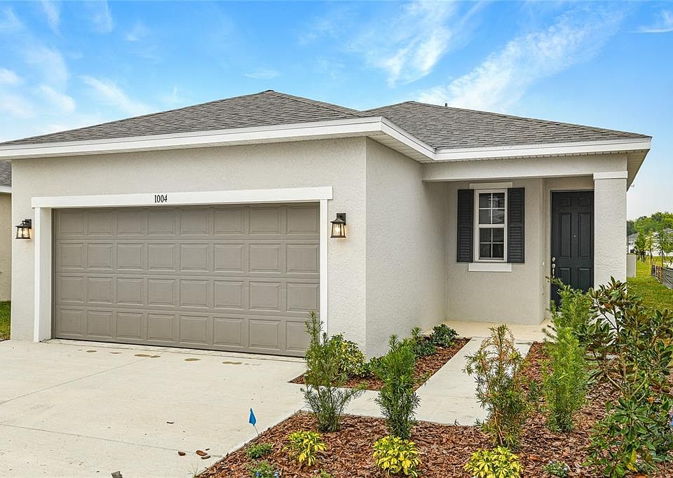 1st image of 1004 Green Tree Ct