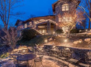 114 Lake Shore Dr, Cross Junction, VA 22625