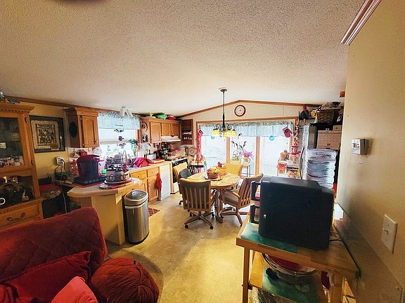 5th image of 300 Falmouth Rd #51