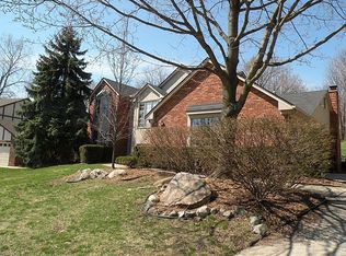 29447 Arlington Way, Farmington Hills, MI 48331