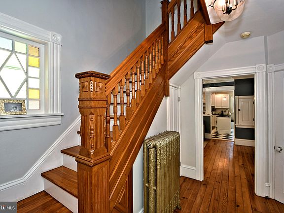 5th image of 120 N Lincoln Ave