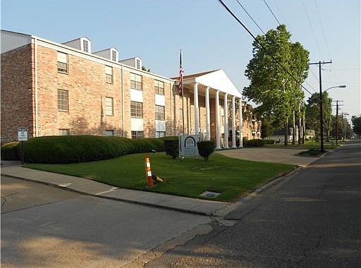 1st image of 3820 Fairfield Ave #118