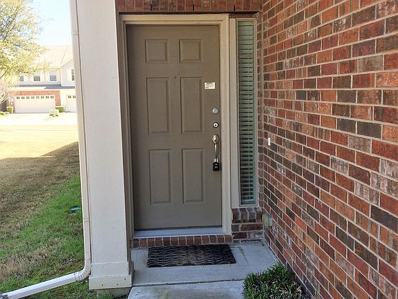 3rd image of 7944 Hannah St