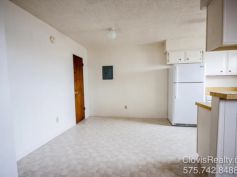 1920 W 21st St #17 — Photo 6