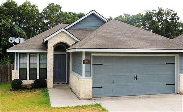 1st image of 301 Ava Dr