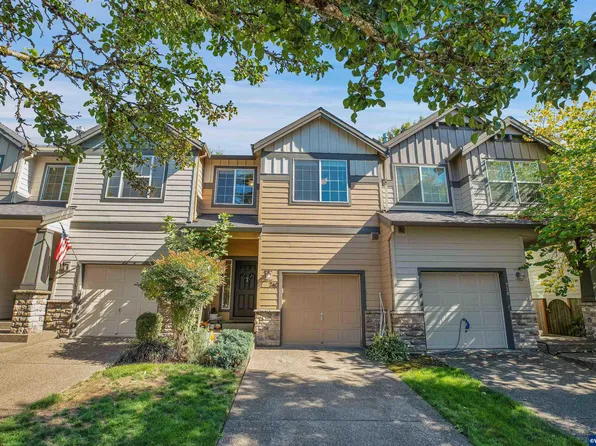 740 N Little Oak St, Newberg, OR 97132