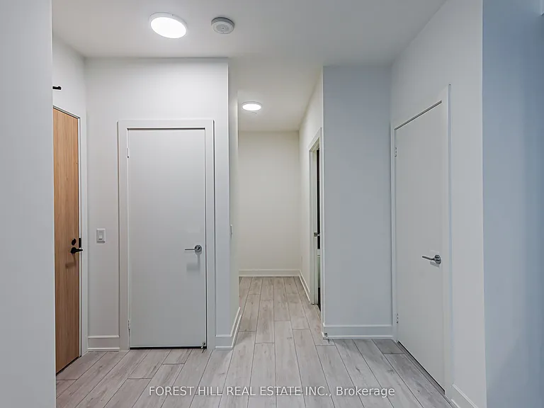 15 Mercer St S #807 — Photo 18