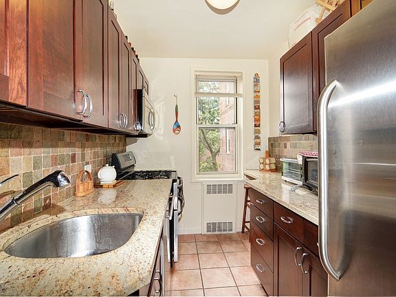4th image of 5620 Netherland Ave APT 5A