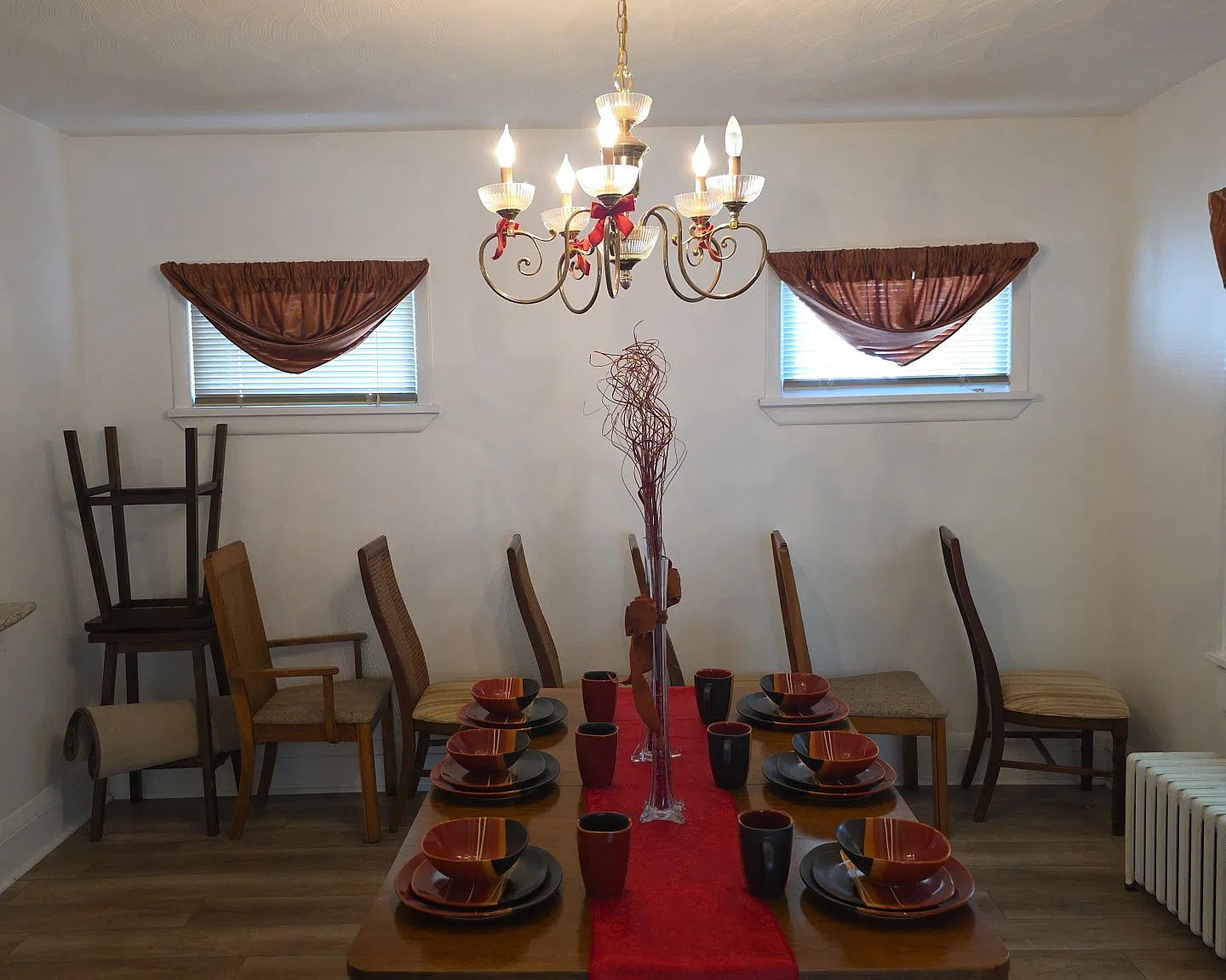 5 bed, 1948 sqft, $2,100 — Photo 3
