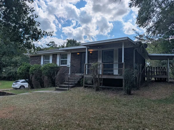 3112 Walker Chapel Rd, Fultondale, AL 35068