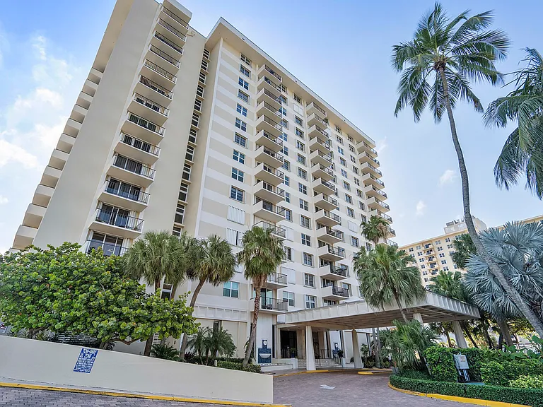 1900 S Ocean Blvd #5J — Photo 21