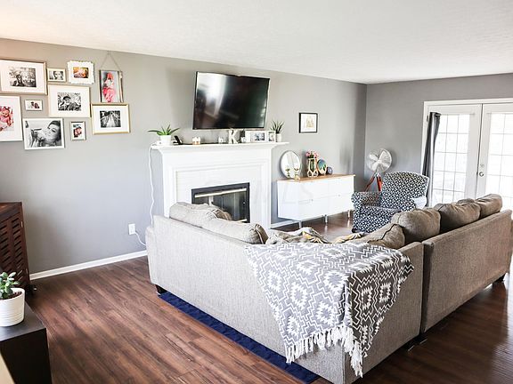 4th image of 7242 Moonbay Ct