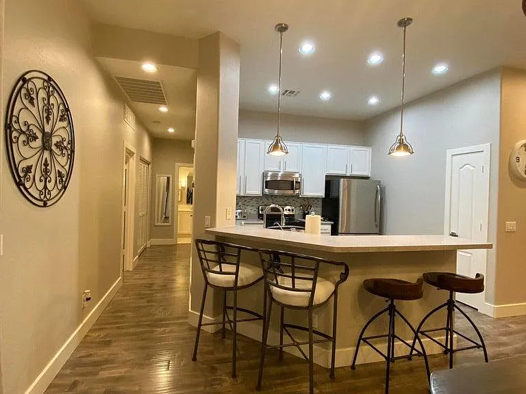 2042 W Periwinkle Way — Photo 15