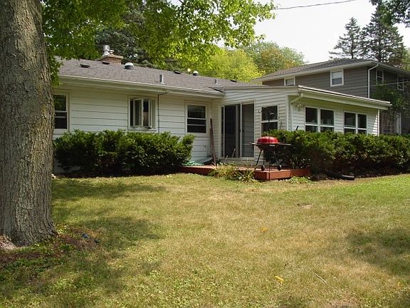 3rd image of 5941 S Hill Dr